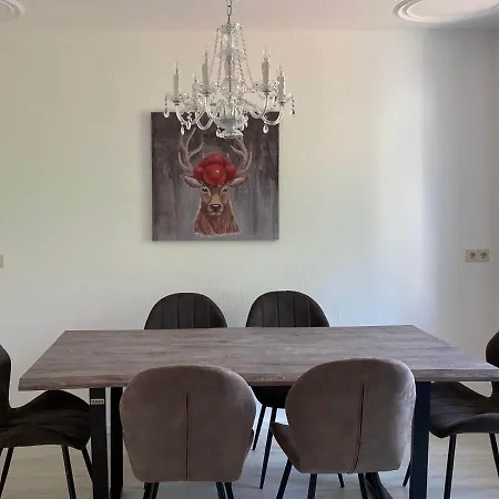 Bei Doerflingers شقة